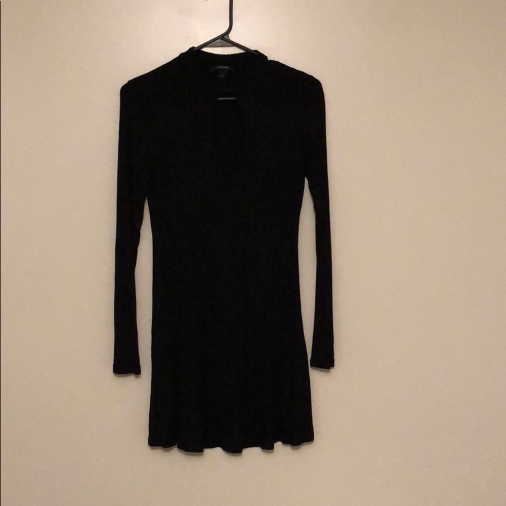 BLACK KEY HOLE DRESS